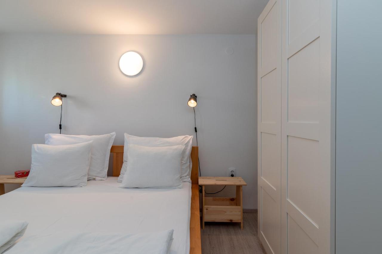 Apartment Hrabar Longo Трогир Екстериор снимка